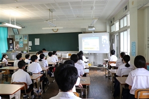 �Љ�𖾂邭����^��